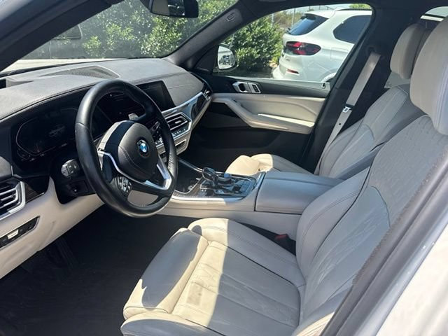 Used 2021 BMW X5 xDrive40i w/ Executive Package AWD/4WD image 19