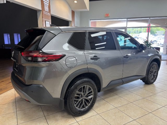 Used 2023 Nissan Rogue S FWD image 6