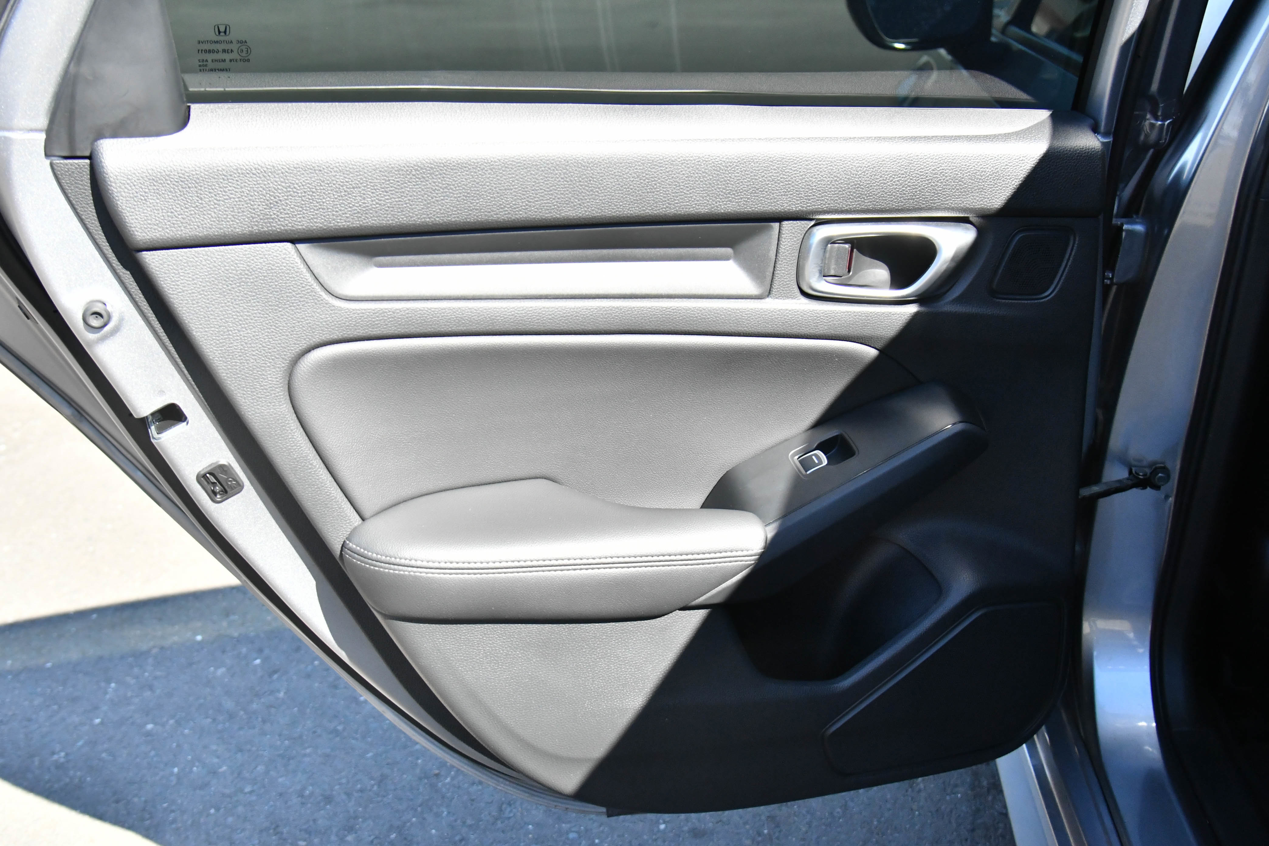 Used 2024 Honda Civic EX-L image 35