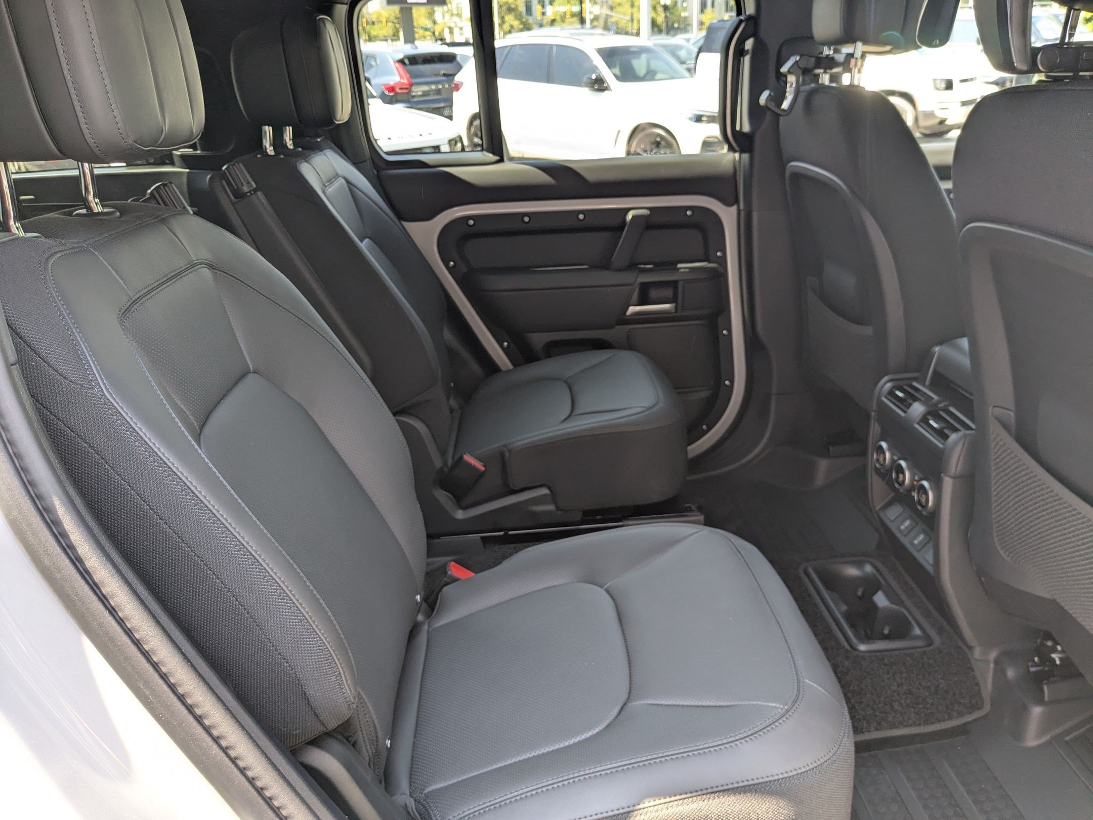 New 2026 Land Rover Defender 130 X AWD/4WD image 32