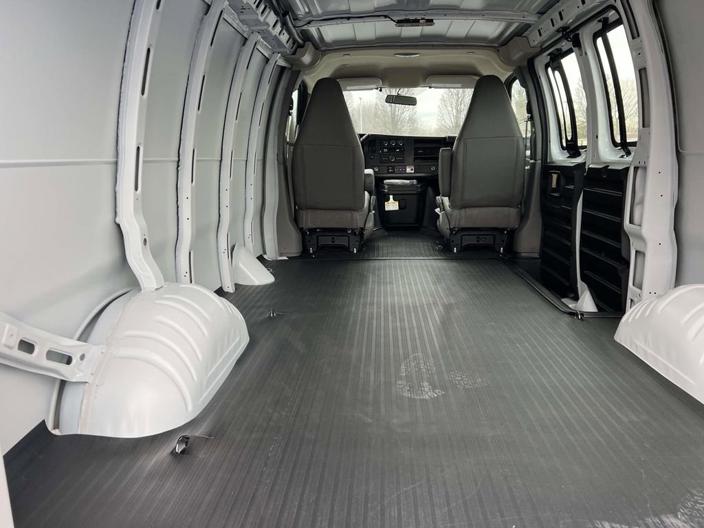 New 2025 Chevrolet Express 2500 w/ Driver Convenience Package image 12