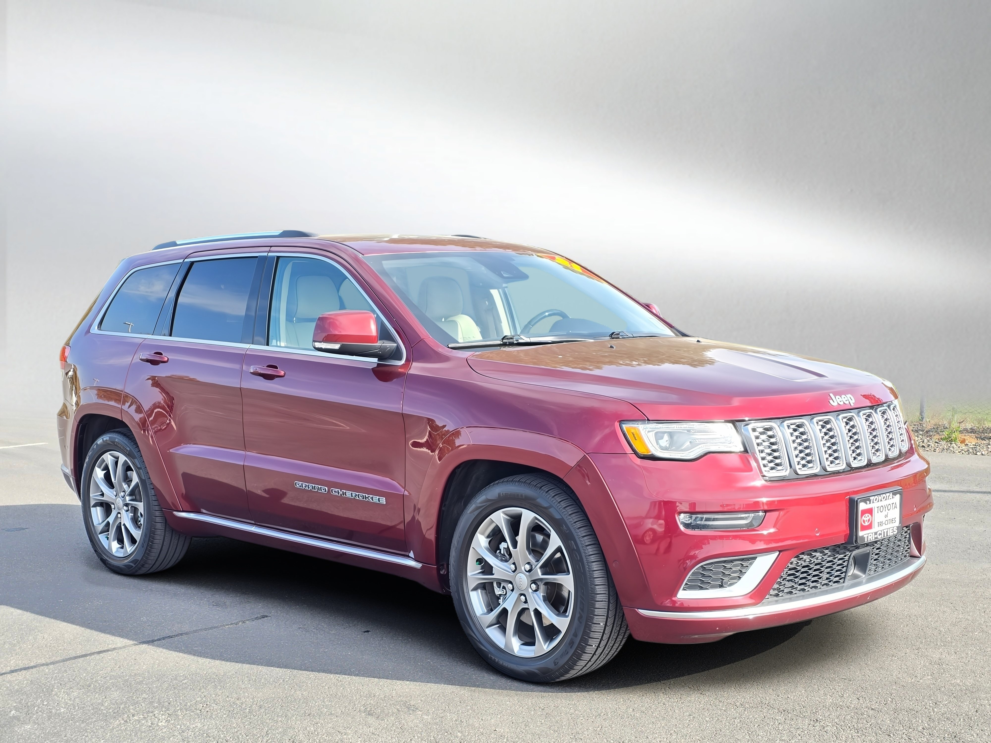 Used 2021 Jeep Grand Cherokee Summit w/ Platinum Series Group AWD/4WD image 7