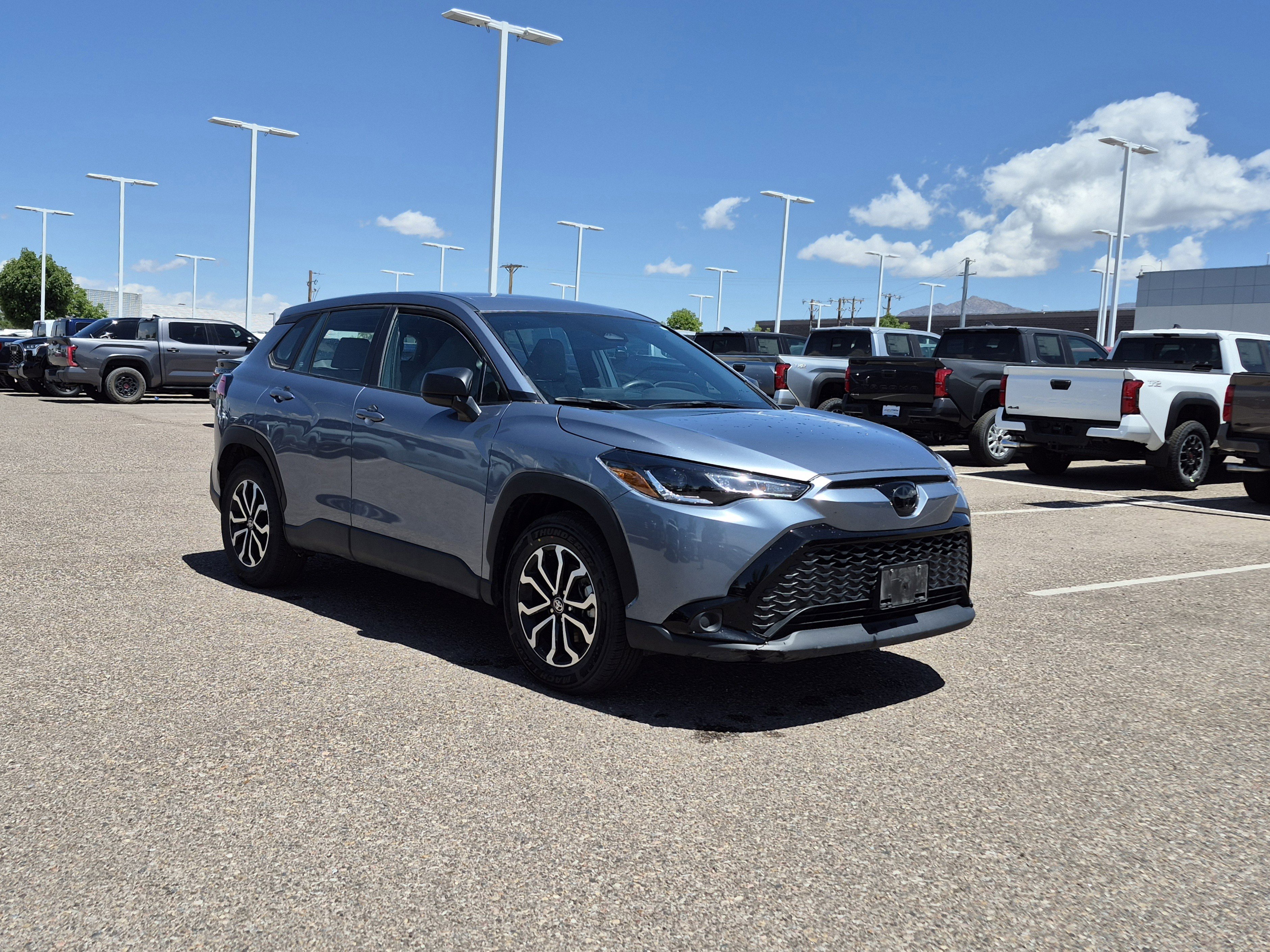 Used 2025 Toyota Corolla Cross AWD Hybrid image 7