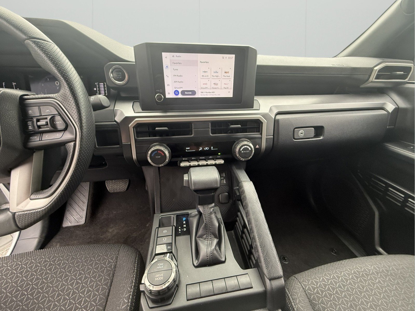 Used 2025 Toyota 4Runner SR5 AWD/4WD image 11