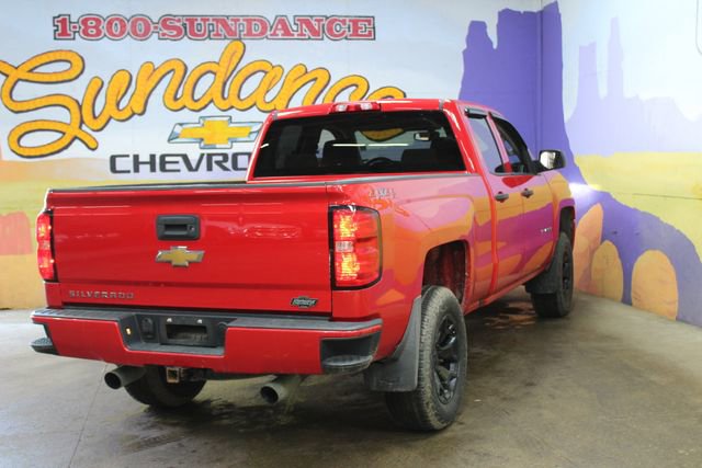 Used 2018 Chevrolet Silverado 1500 Custom w/ Custom Convenience Package AWD/4WD image 8