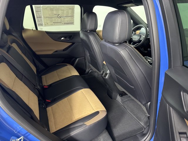 New 2026 Chevrolet Equinox ACTIV w/ Convenience Package III FWD image 21