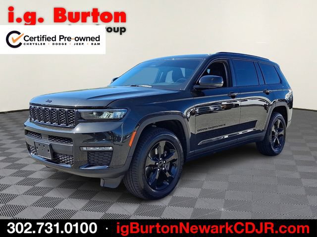 Used 2023 Jeep Grand Cherokee L Limited w/ Black Appearance Package AWD/4WD image 3