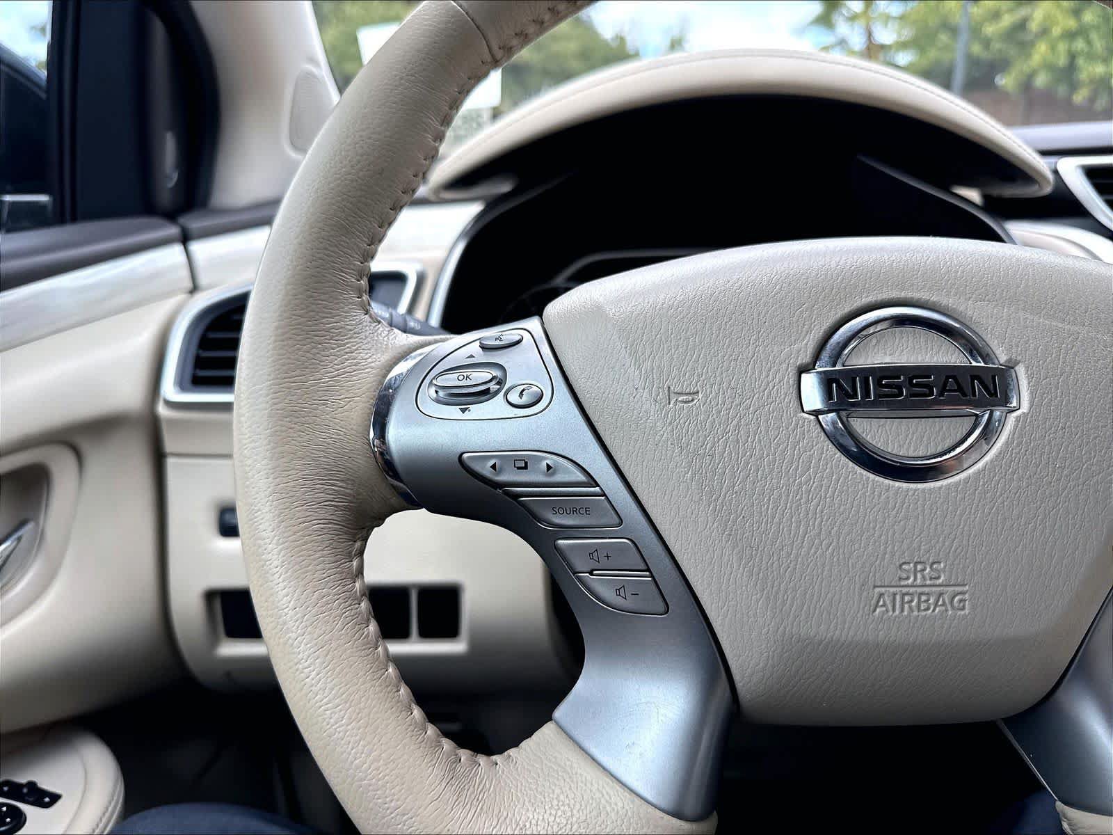 Used 2015 Nissan Murano SL FWD image 22