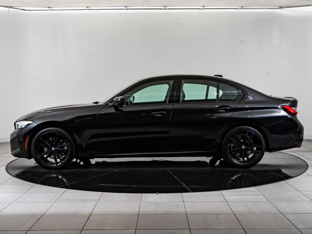 Used 2023 BMW 330i xDrive Sedan w/ M Sport Package image 5