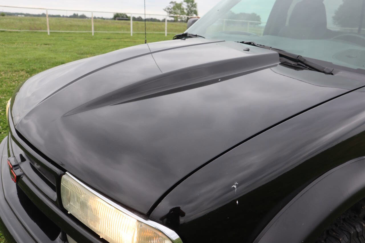Used 2003 Chevrolet S10 Pickup LS w/ LS Preferred Equipment Group AWD/4WD image 16