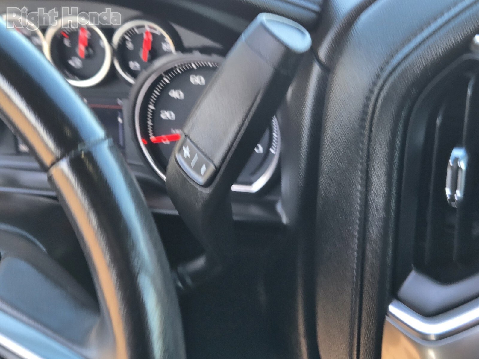 Used 2022 Chevrolet Silverado 1500 LTZ image 29