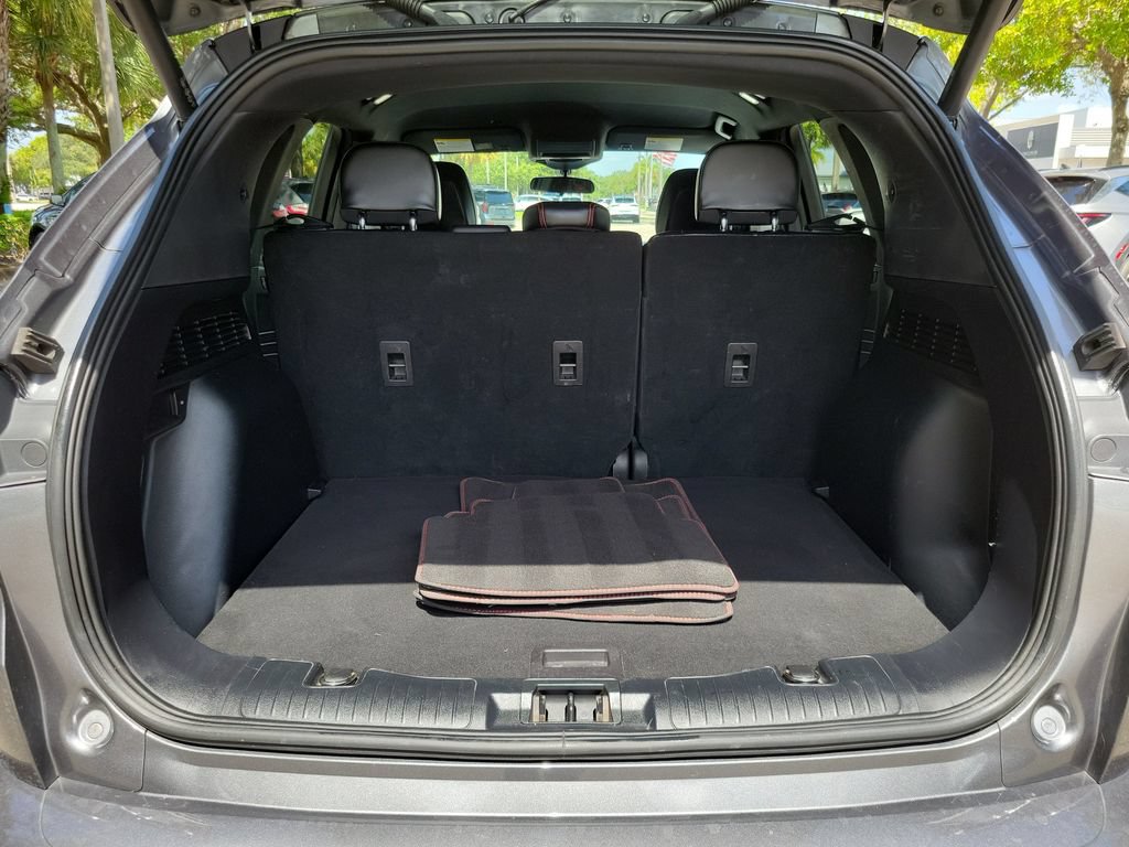 Certified 2023 Ford Escape ST-Line w/ Tech Pack #1 FWD image 6