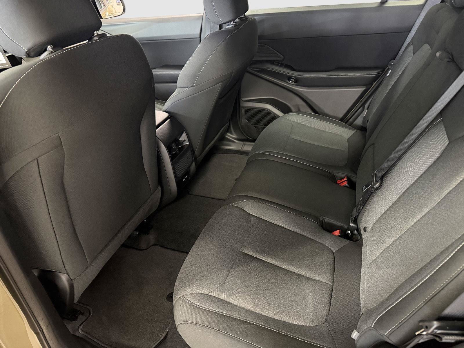 New 2026 Jeep Cherokee Laredo AWD/4WD image 19