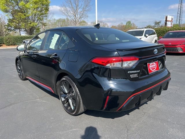 Used 2023 Toyota Corolla SE w/ SE Package image 7
