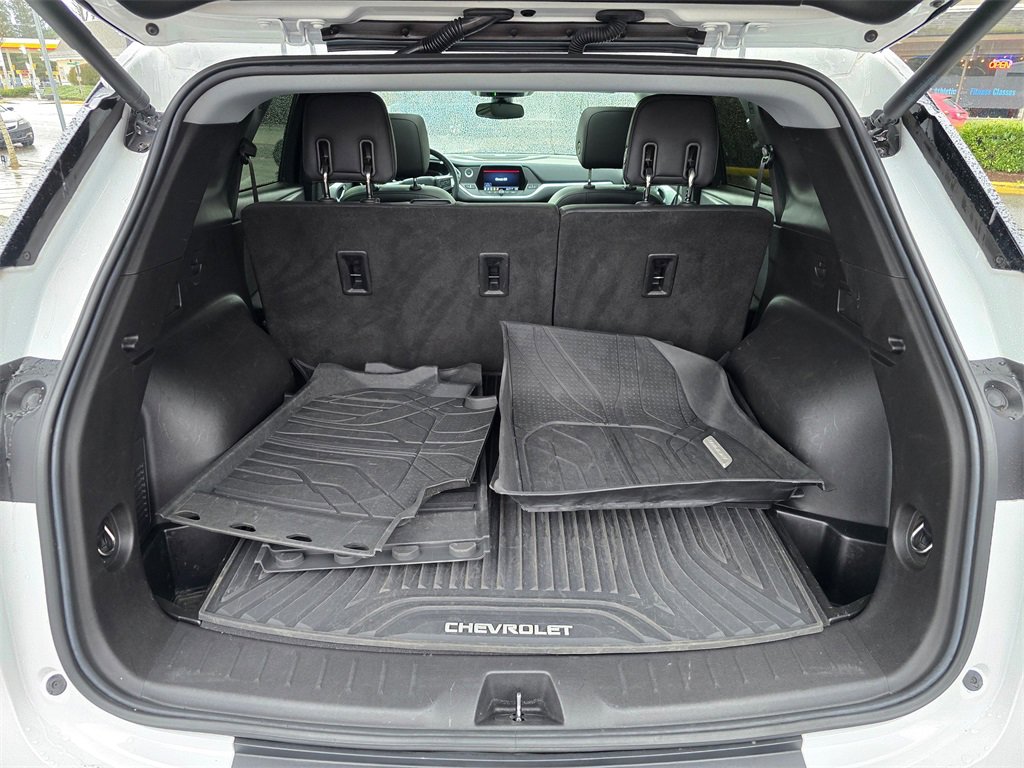 Used 2021 Chevrolet Blazer LT w/ Midnight/Sport Edition image 17