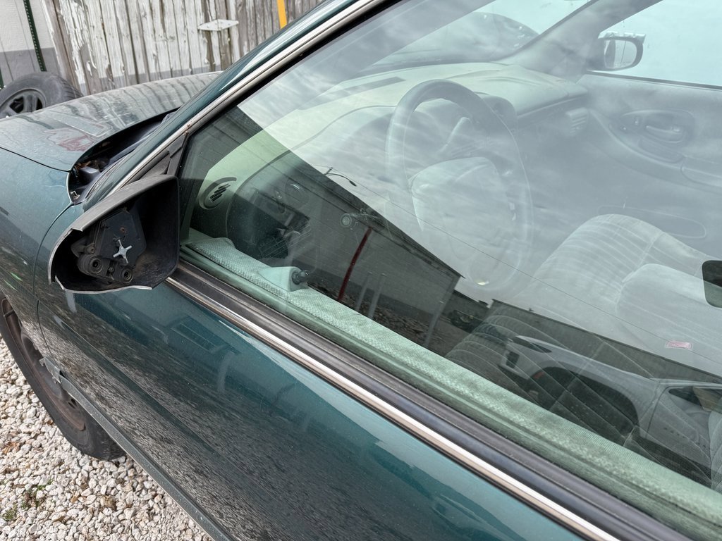 Used 2001 Chevrolet Lumina w/ Preferred Equipment Group image 10