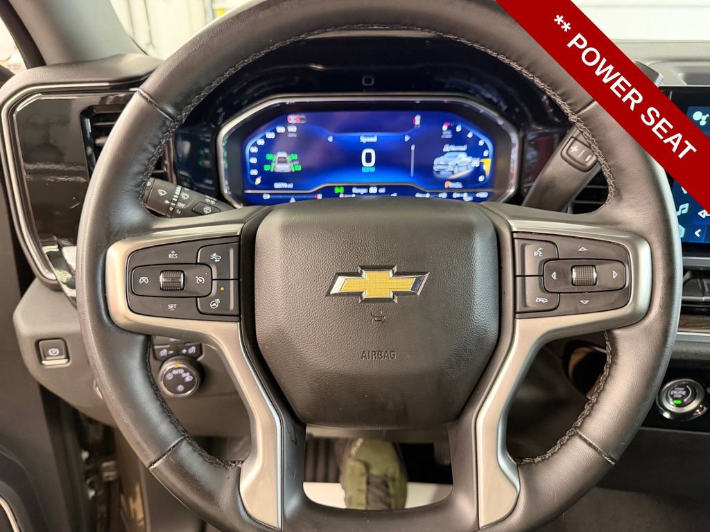 Used 2024 Chevrolet Silverado 1500 LT image 16