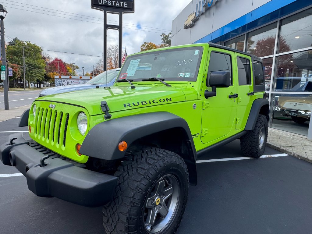 Used 2013 Jeep Wrangler Unlimited Rubicon w/ Dual Top Group AWD/4WD image 3