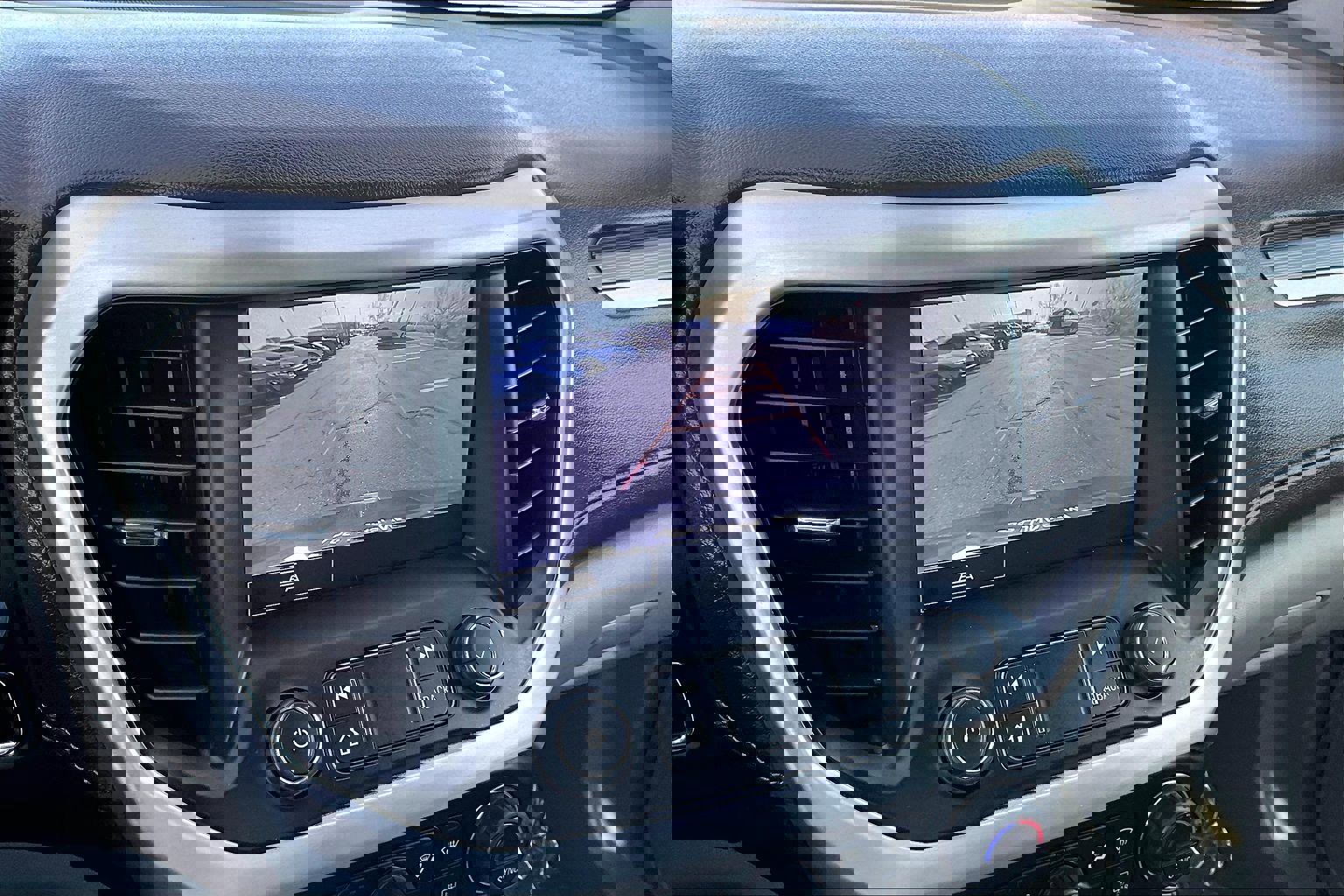 Used 2023 GMC Acadia SLT image 14