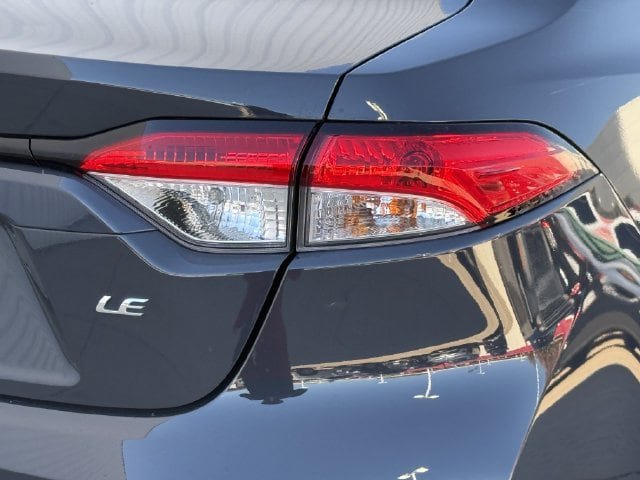Used 2024 Toyota Corolla LE FWD image 7