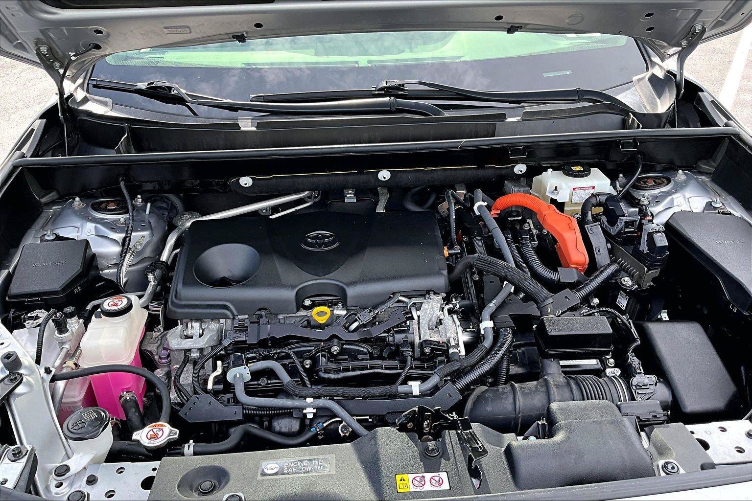 Used 2019 Toyota RAV4 XLE w/ Convenience Package AWD/4WD image 11