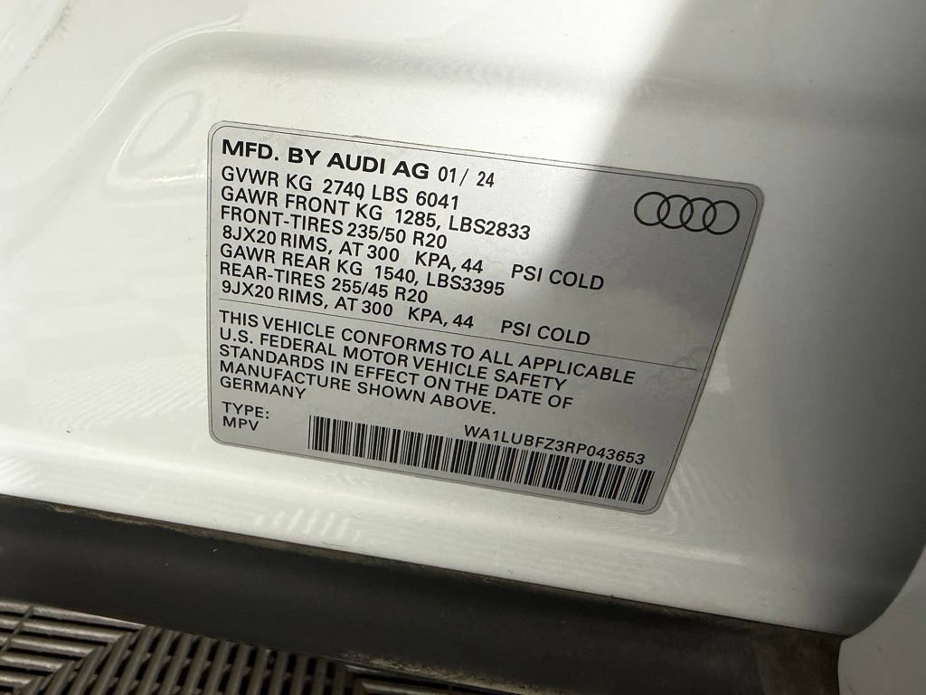 Used 2024 Audi Q4 e-tron Premium Plus w/ Premium Plus AWD/4WD image 22