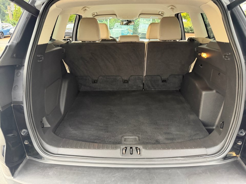 Used 2017 Ford Escape Titanium FWD image 15