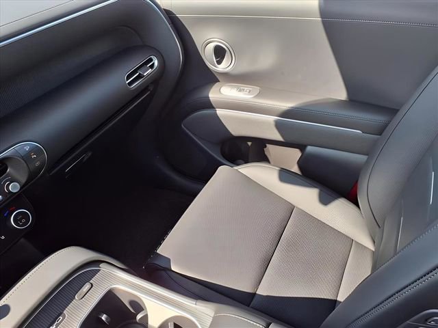 New 2026 Hyundai Palisade Calligraphy image 16