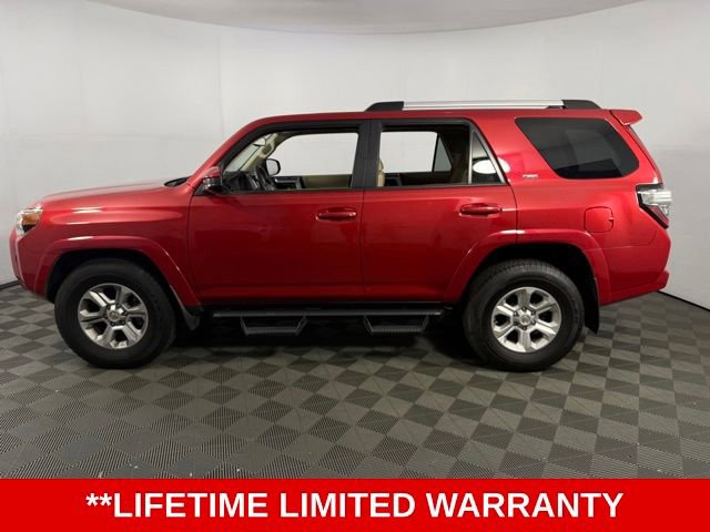 Used 2022 Toyota 4Runner SR5 RWD image 3