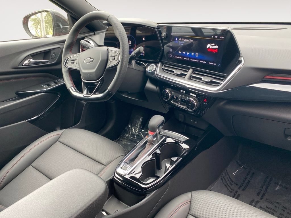 New 2026 Chevrolet Trax RS w/ Driver Confidence Package FWD image 8
