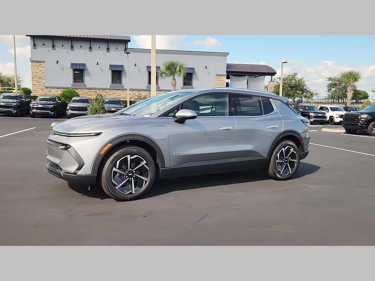 New 2026 Chevrolet Equinox EV LT image 16