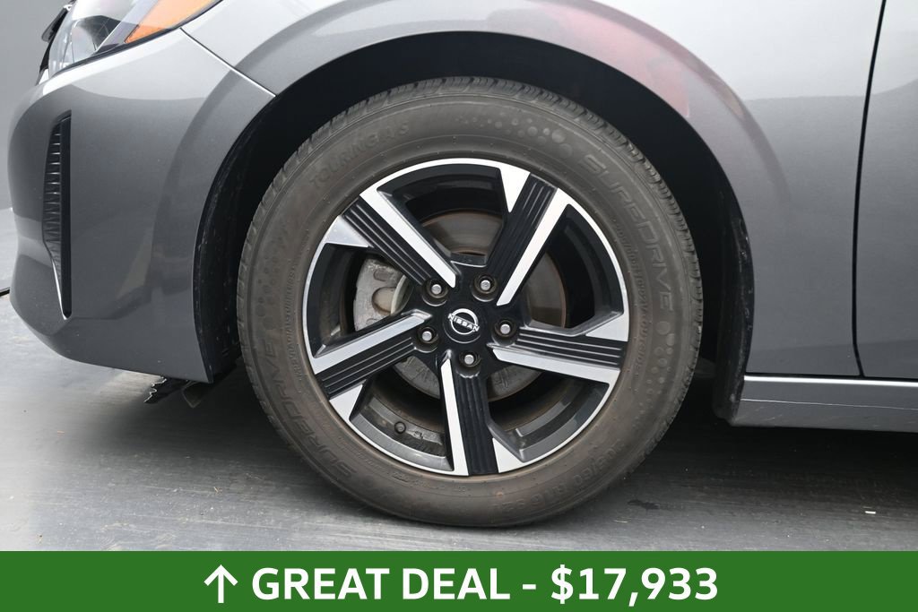 Used 2024 Nissan Sentra SV FWD image 15