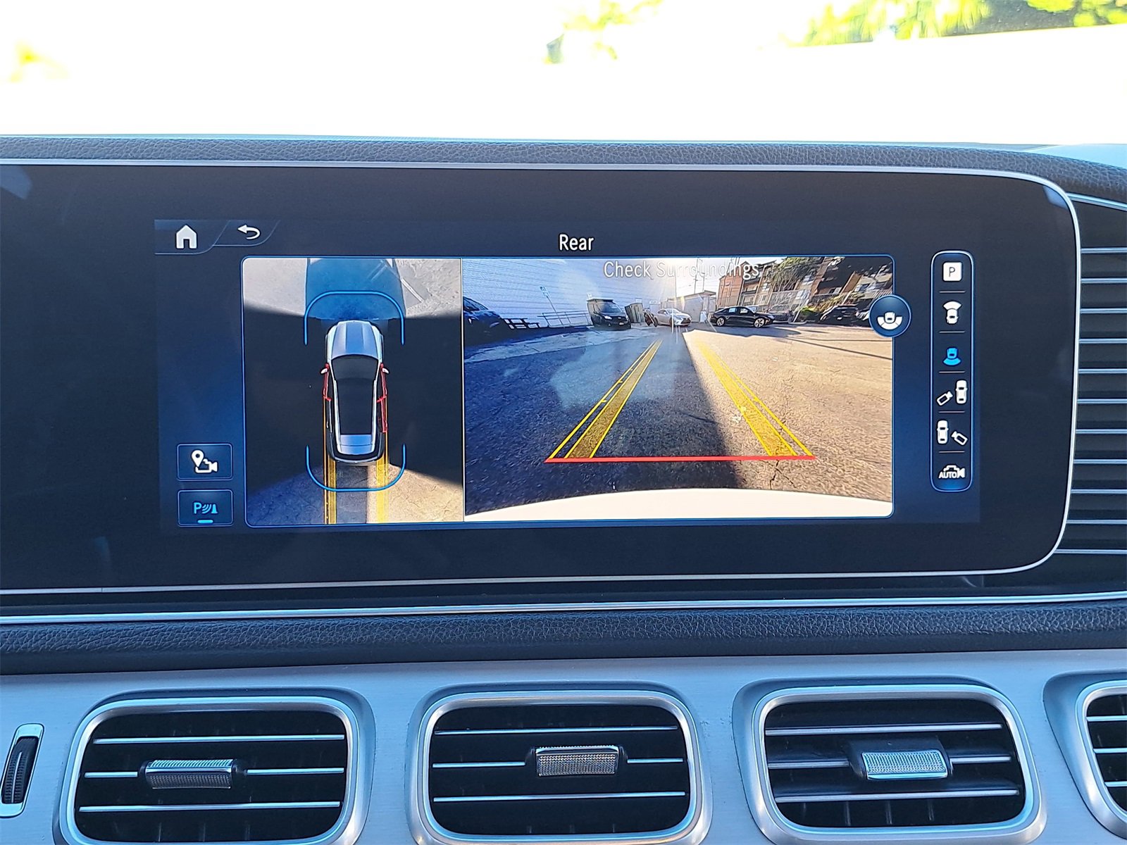 Used 2024 Mercedes-Benz GLE 450e 4MATIC image 27