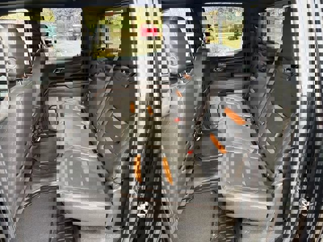 Used 2023 GMC Sierra 1500 AT4 w/ Technology Package image 13