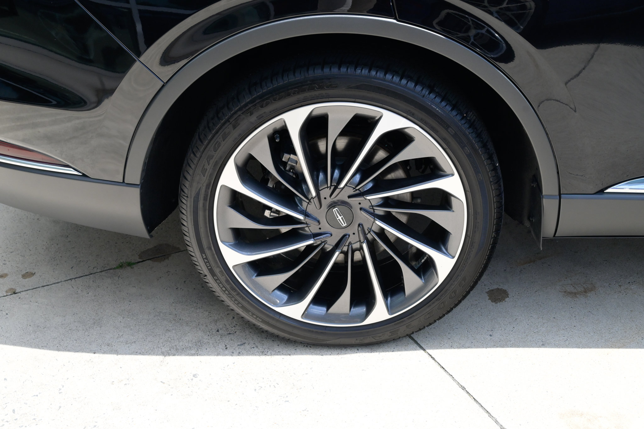 Used 2026 Lincoln Aviator Reserve AWD/4WD image 11