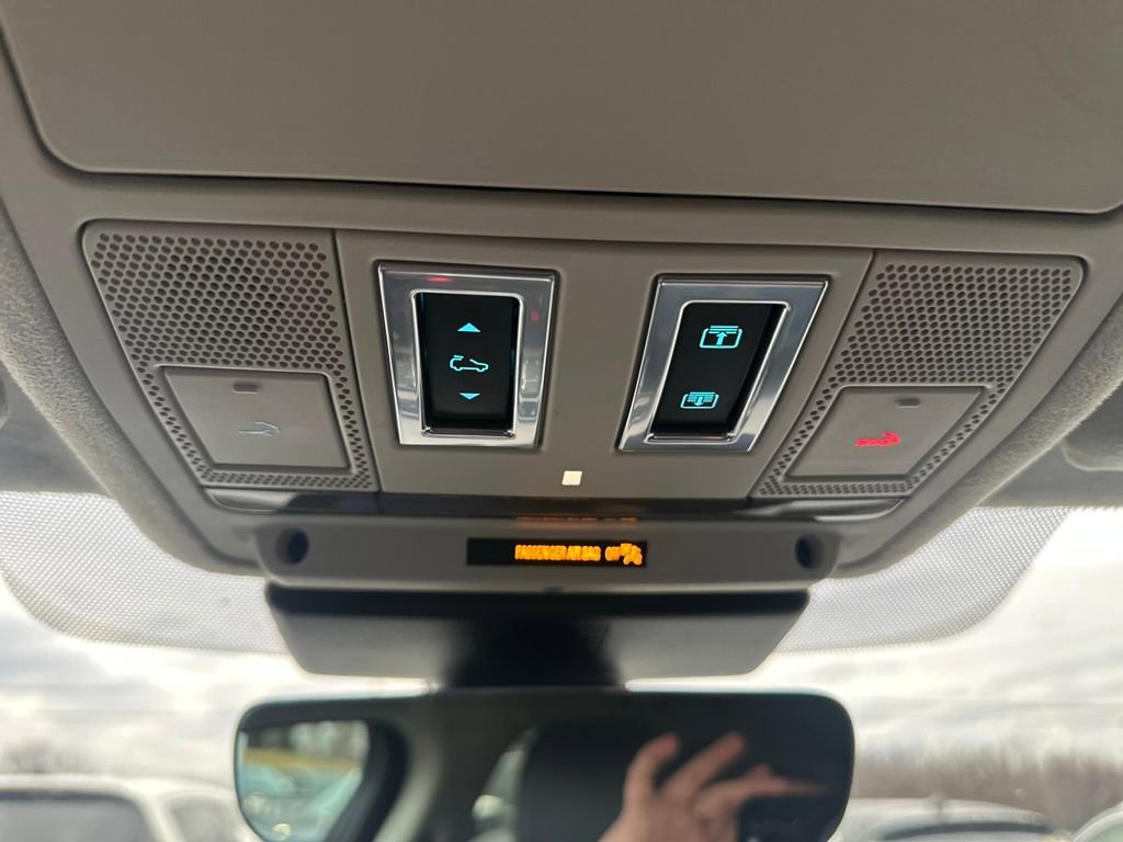 Used 2020 Jaguar F-PACE Prestige image 30