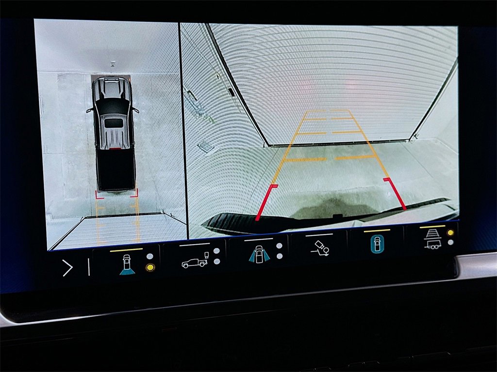 Used 2025 Chevrolet Silverado 2500 LT w/ Trail Boss Package image 14