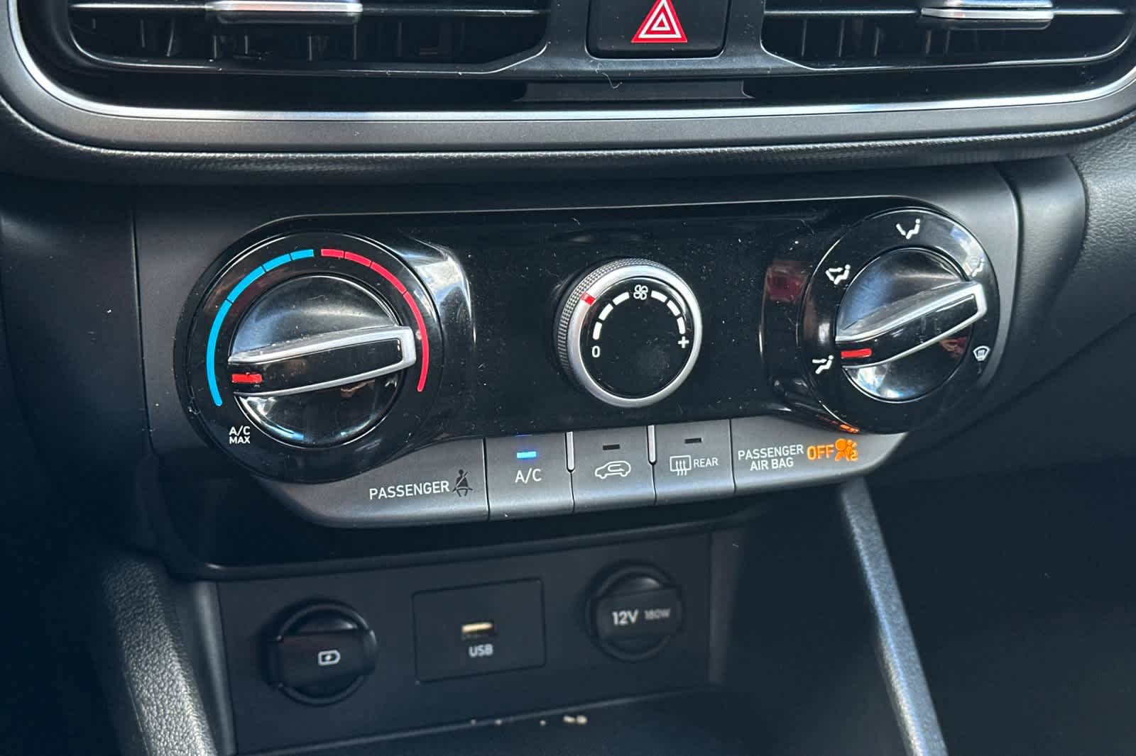 Used 2022 Hyundai Kona SEL image 21