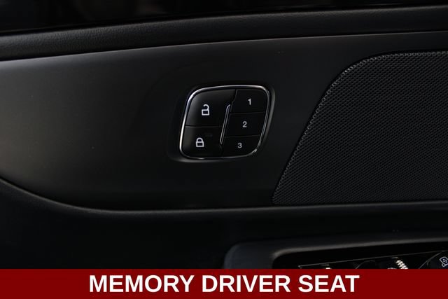 Used 2024 Lincoln Nautilus Premier w/ Equipment Group 102A AWD/4WD image 4