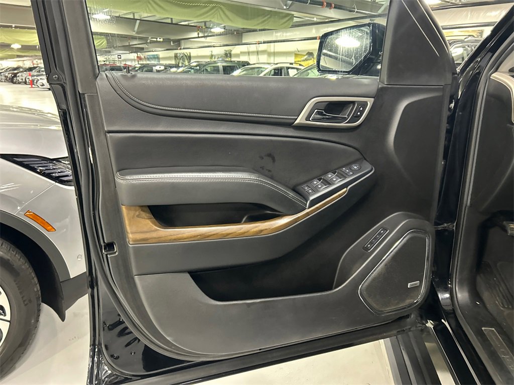 Used 2019 GMC Yukon Denali w/ Denali Ultimate Package image 9