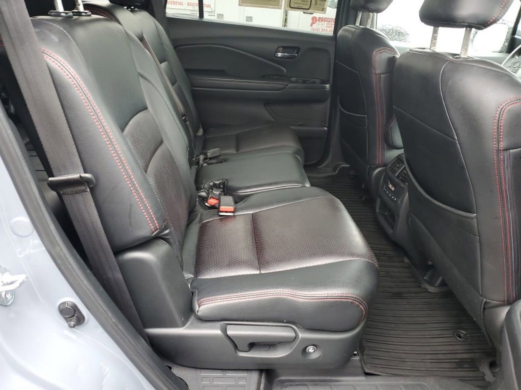 Used 2022 Honda Pilot Sport image 26