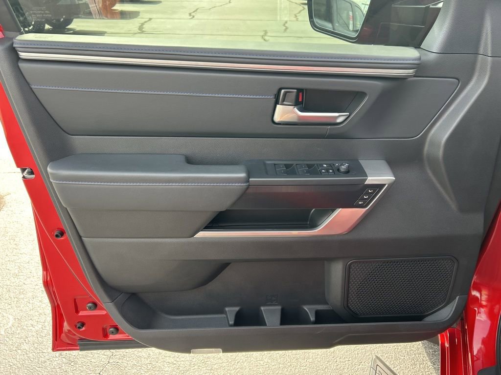 Used 2024 Toyota Sequoia Platinum image 3