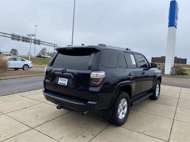 Used 2022 Toyota 4Runner SR5 Premium image 10