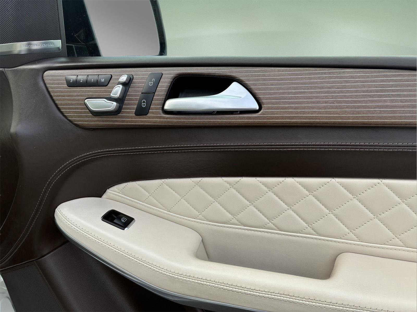 Used 2019 Mercedes-Benz GLS 550 GLS 550 image 26