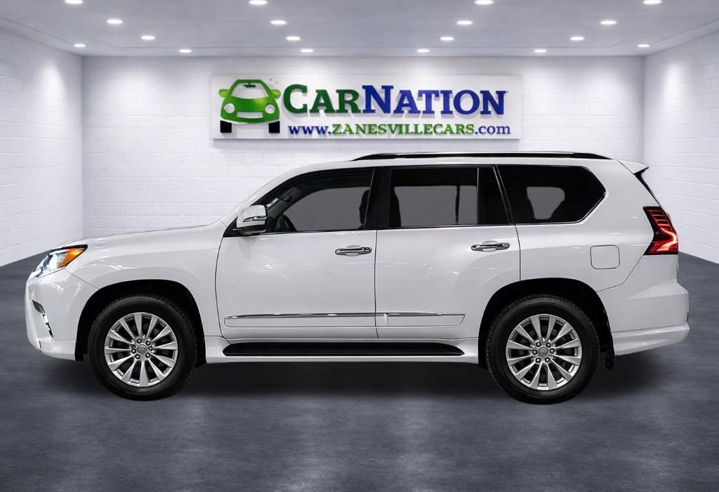 Used 2018 Lexus GX 460 Premium w/ Premium Package image 3