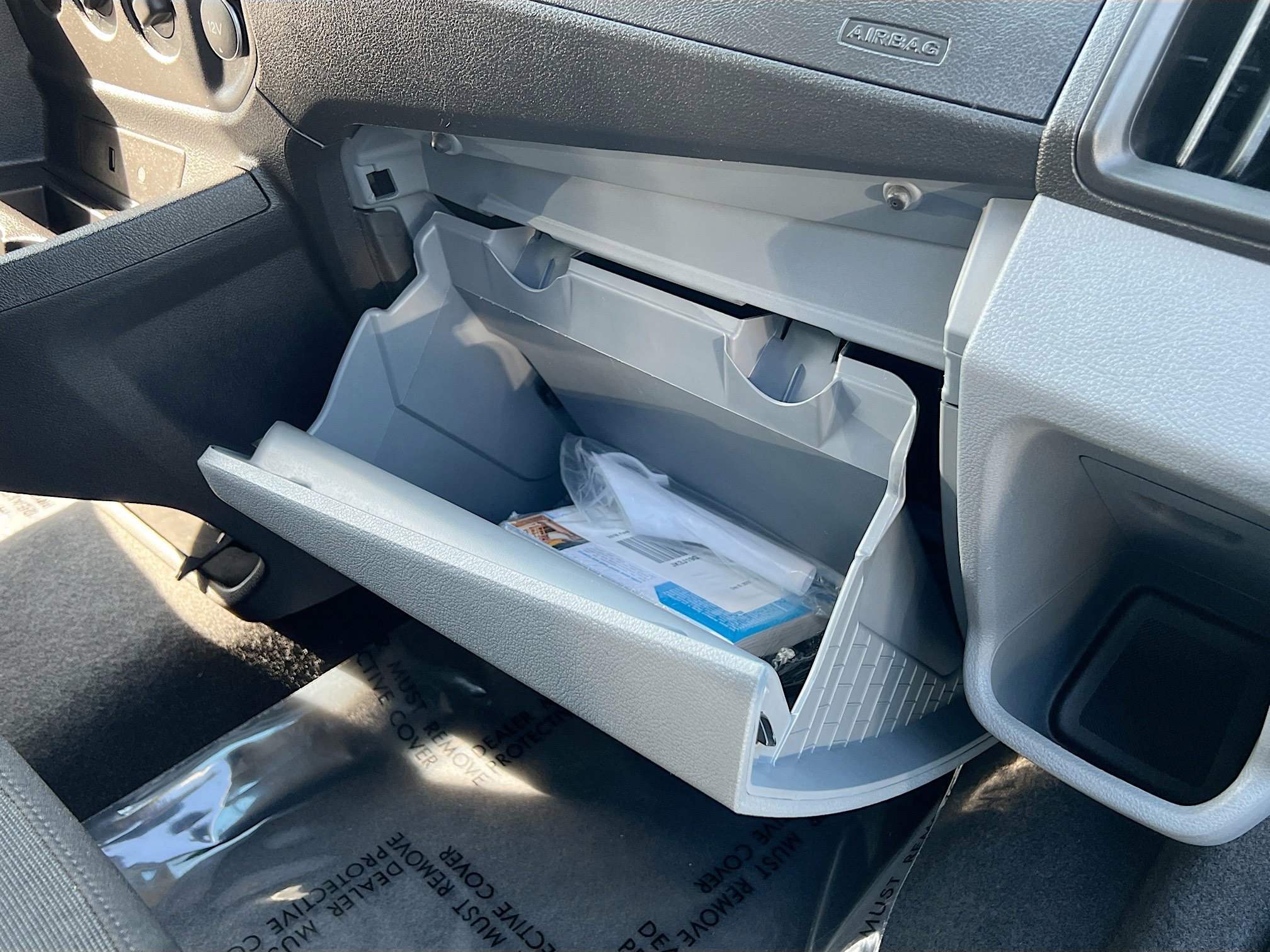 Used 2018 Ford Transit 150 XLT image 34