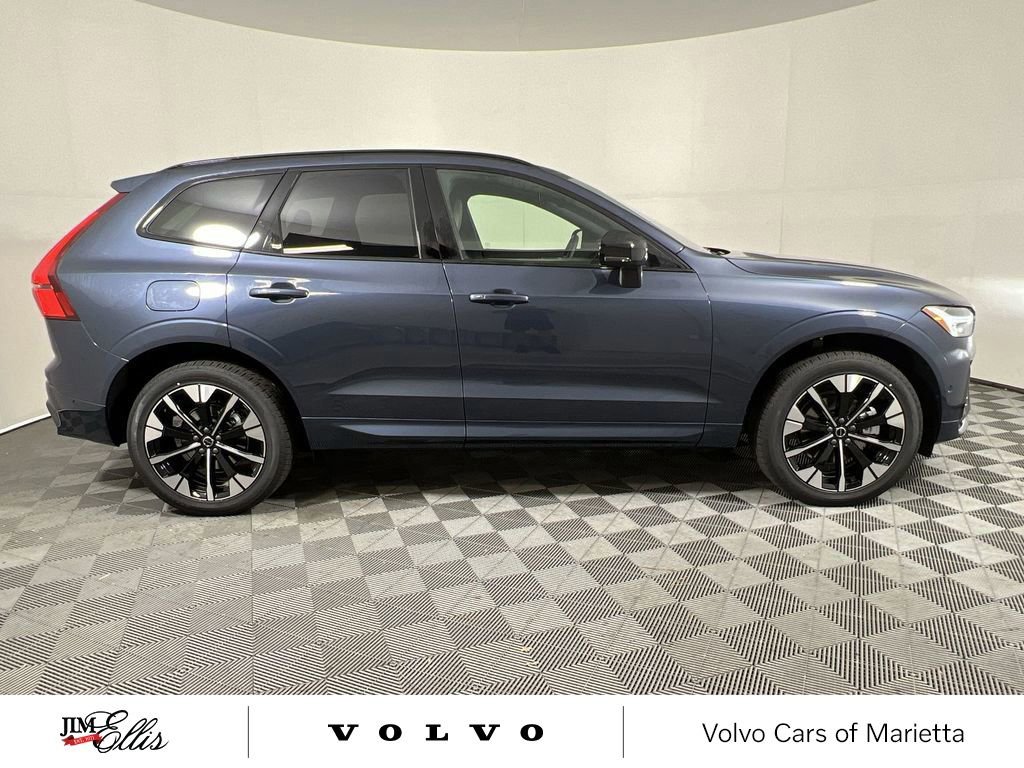 New 2026 Volvo XC60 B5 Plus w/ Protection Package Premier image 9