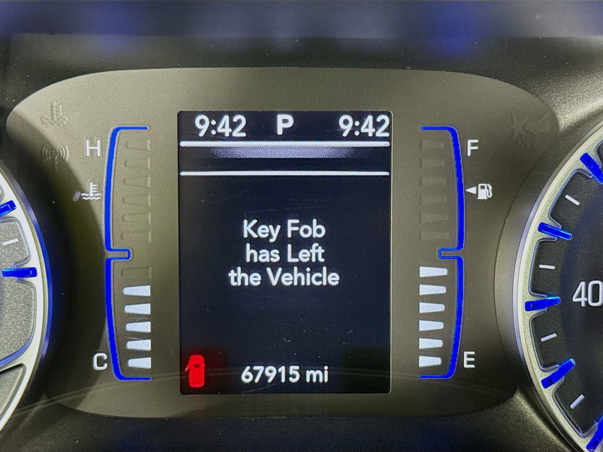 Used 2024 Chrysler Voyager LX image 15