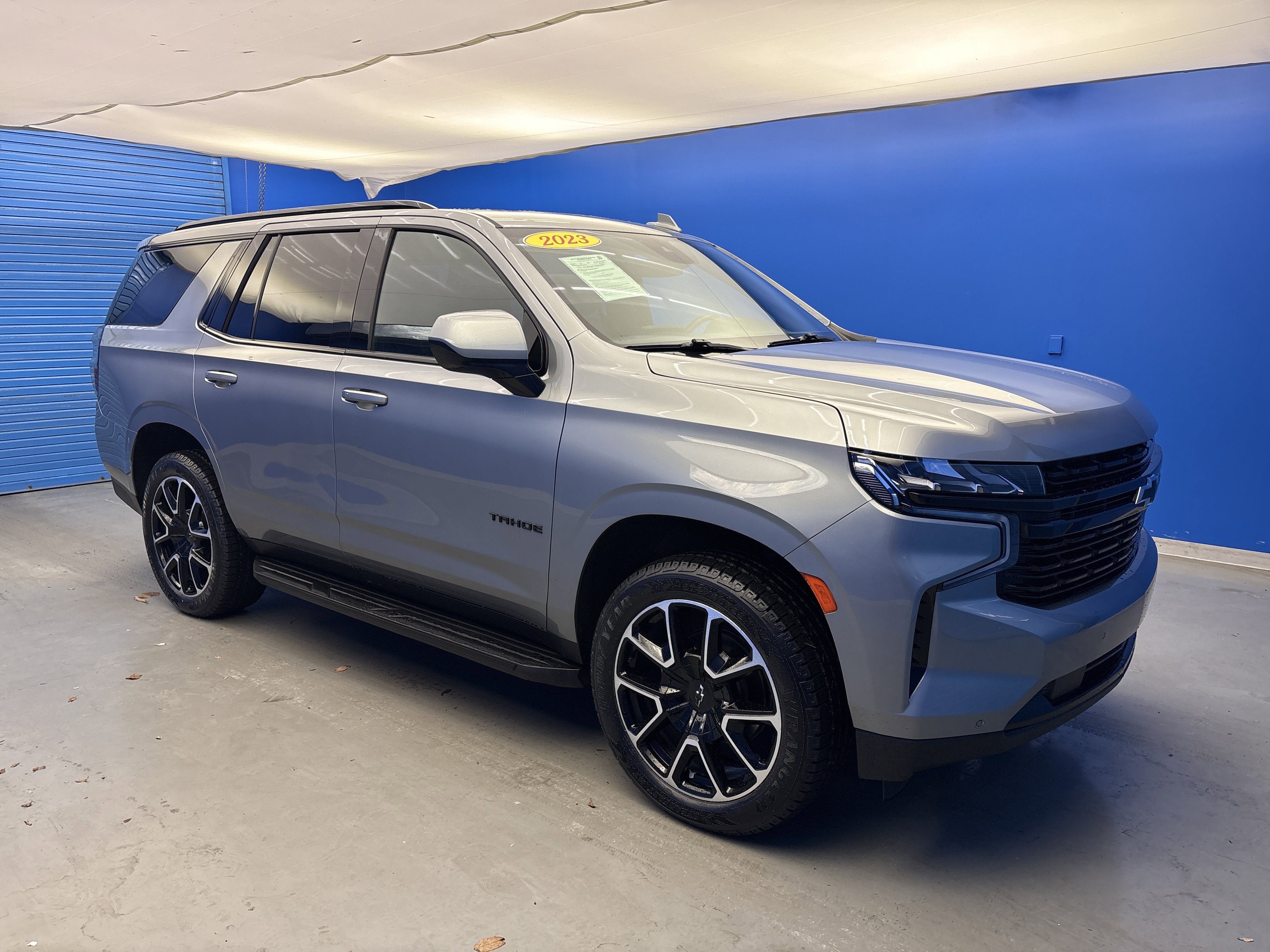 Used 2023 Chevrolet Tahoe RST image 2