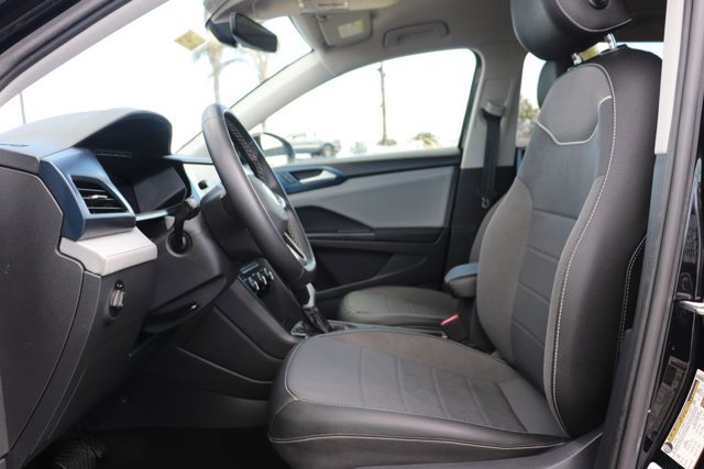 Used 2024 Volkswagen Taos SE image 11